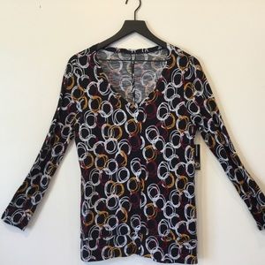 PRICE DROP!  NWT New Directions Brand print v-neck top.